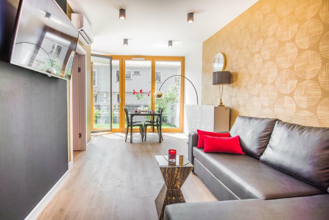 Galaxy Garden Apartment Cracow- Shopping Mall 1Min, Underground Parking, Family Friendly, City Center Краков Экстерьер фото